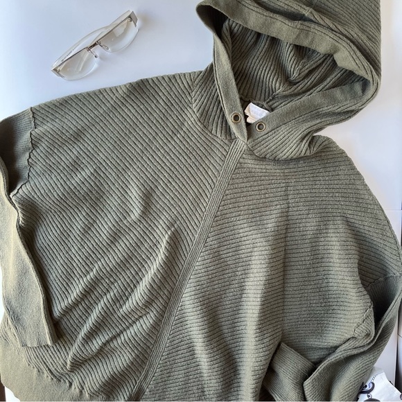 Caslon Rib Hoodie- Olive Green - Picture 7 of 8